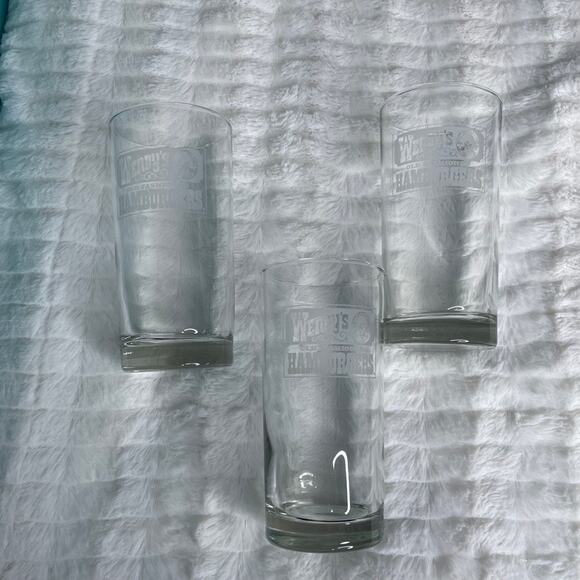 WENDYS Vintage Glassware Restaurant Fast Food Set of 3 - Picture 1 of 3